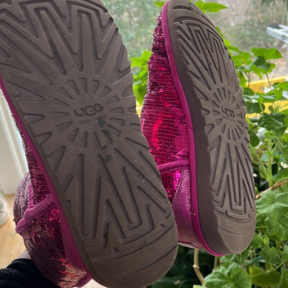 Ugg Classic Short Boots Pink Sequins 7 - Picture 9 of 9